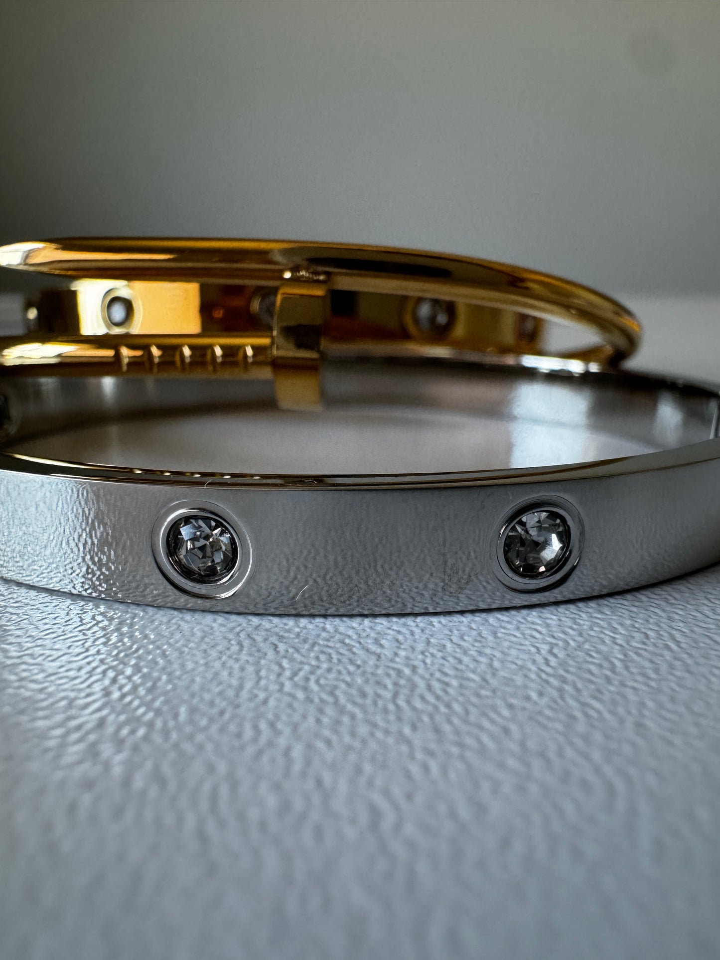 On Cloud Bangle ✨