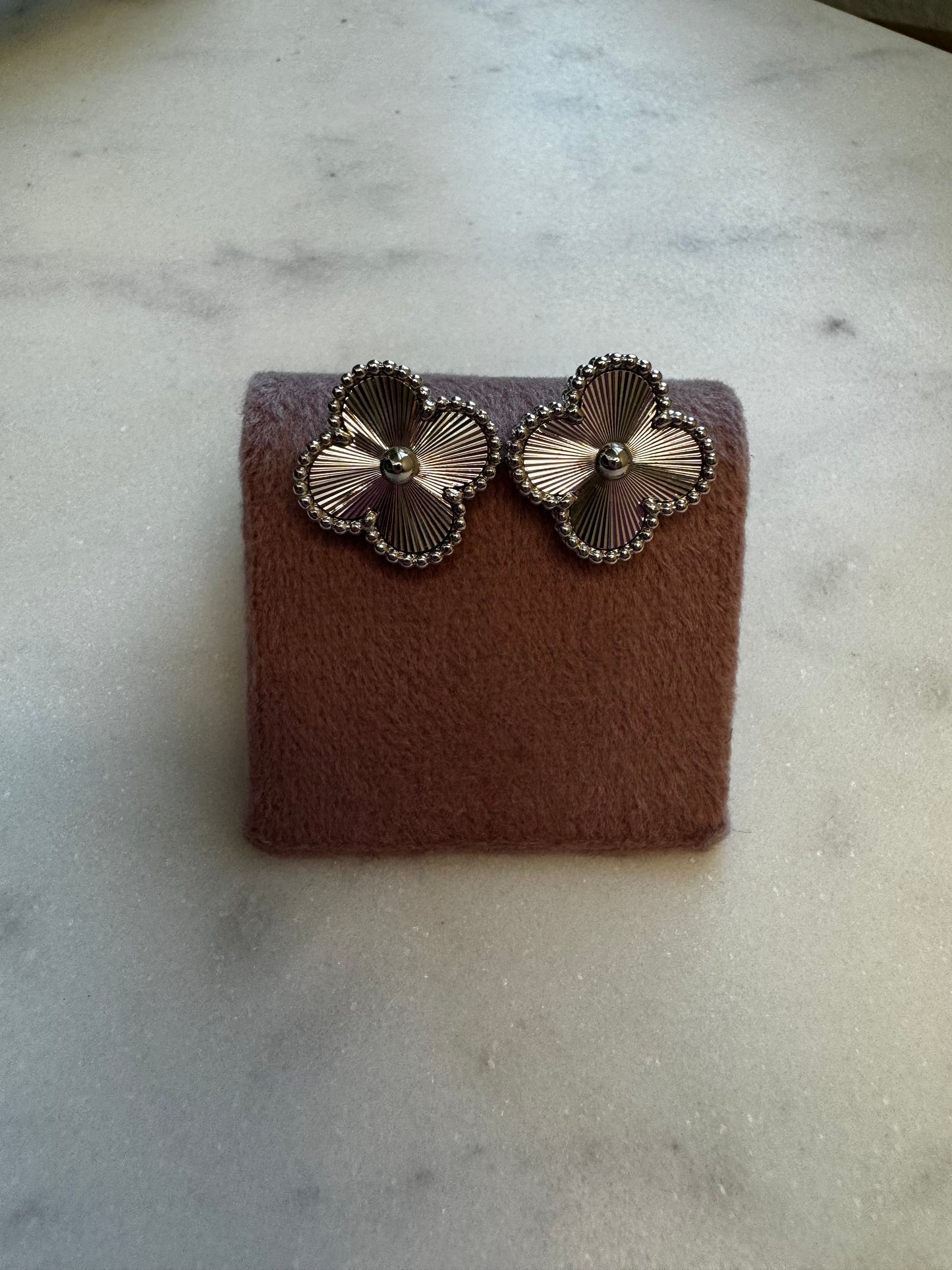 Clover ๐ Earrings