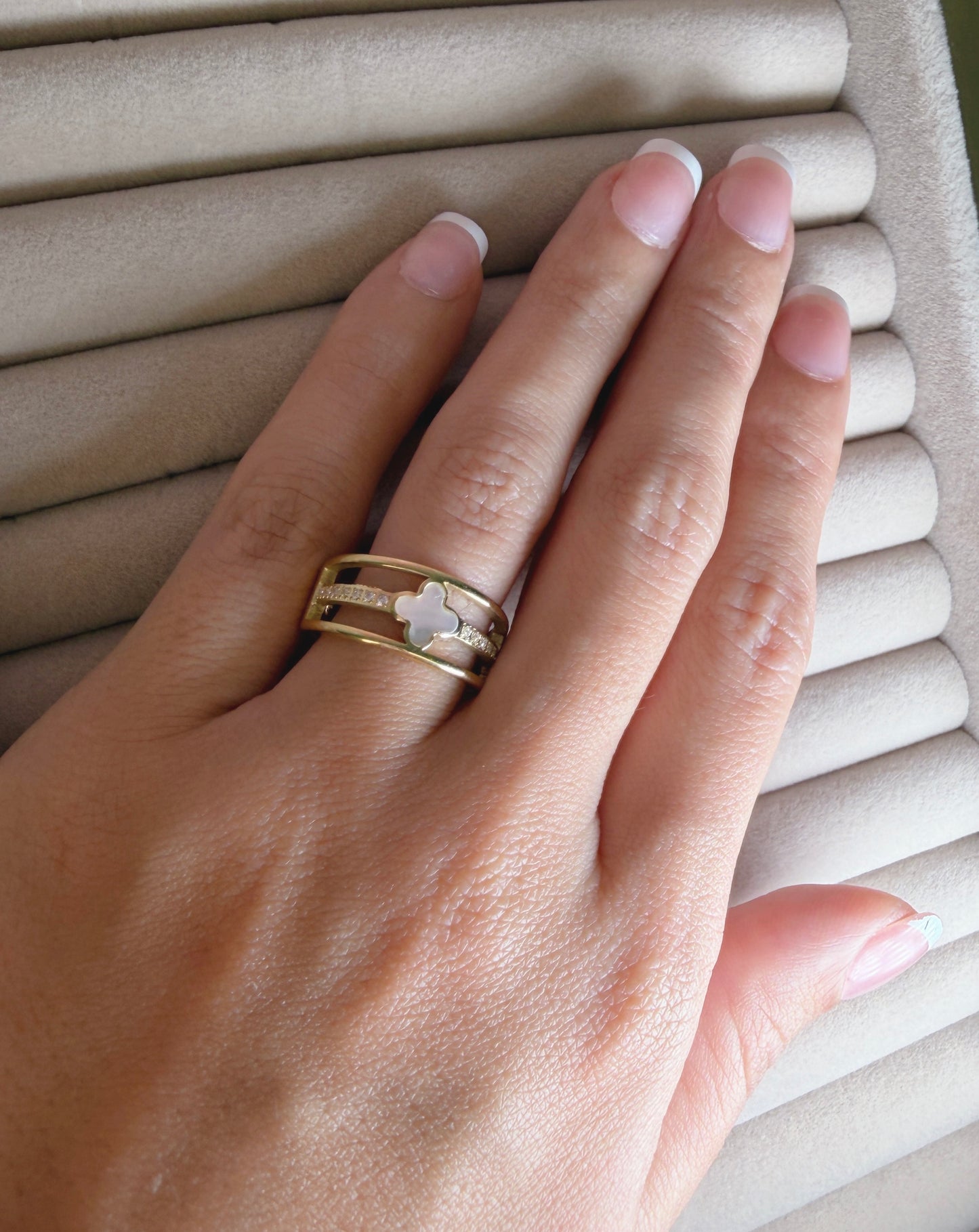 White Flower Double Ring