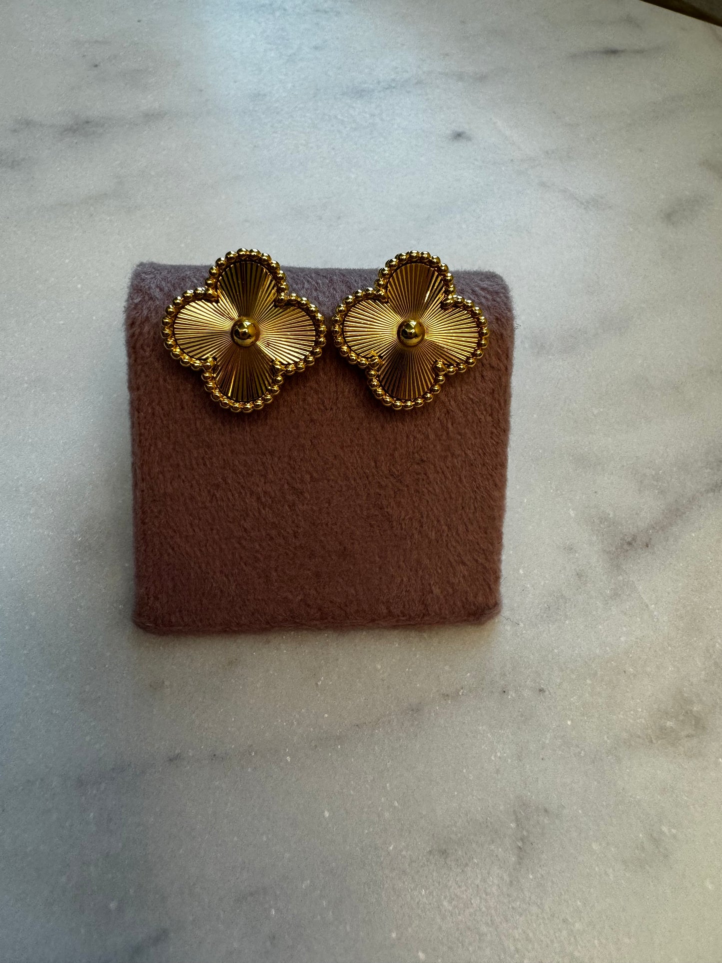 Clover ๐ Earrings