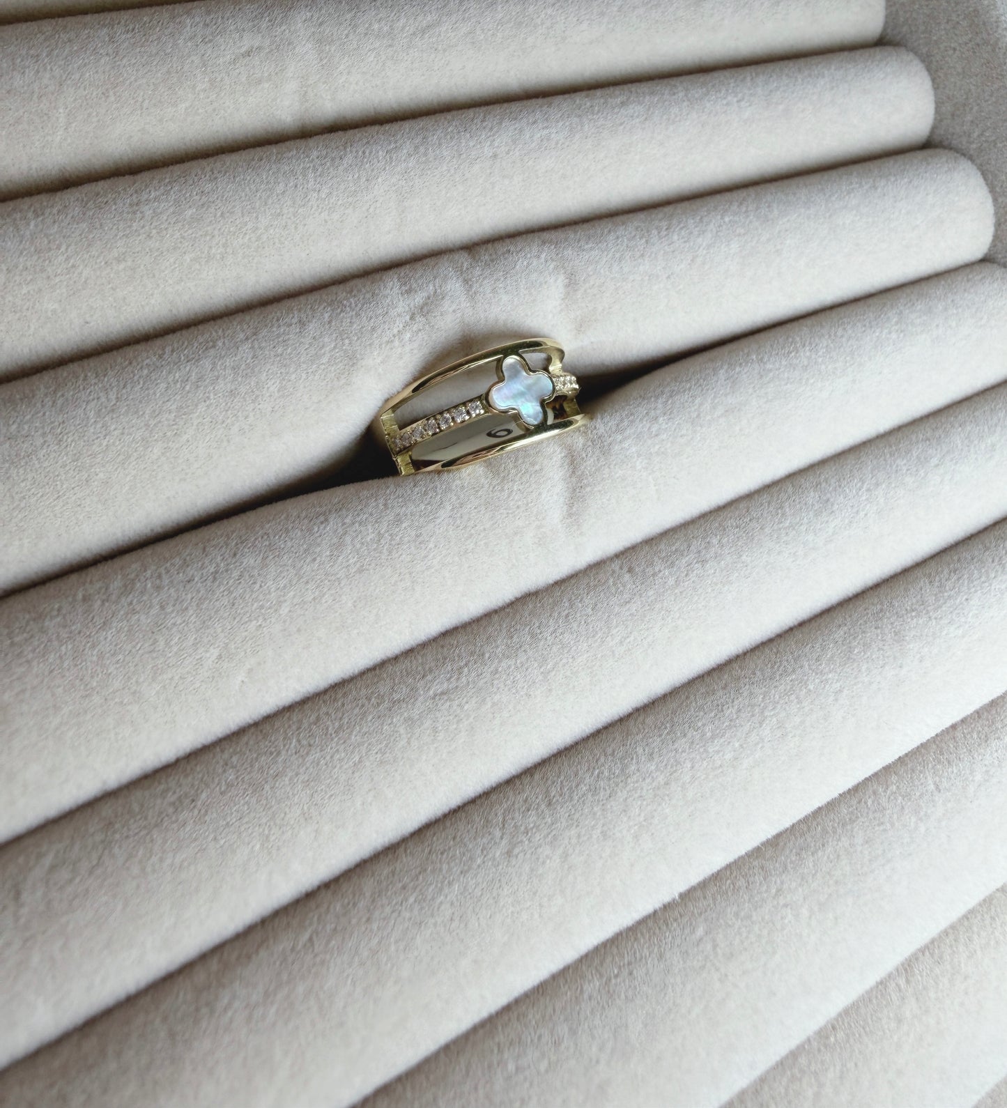 White Flower Double Ring